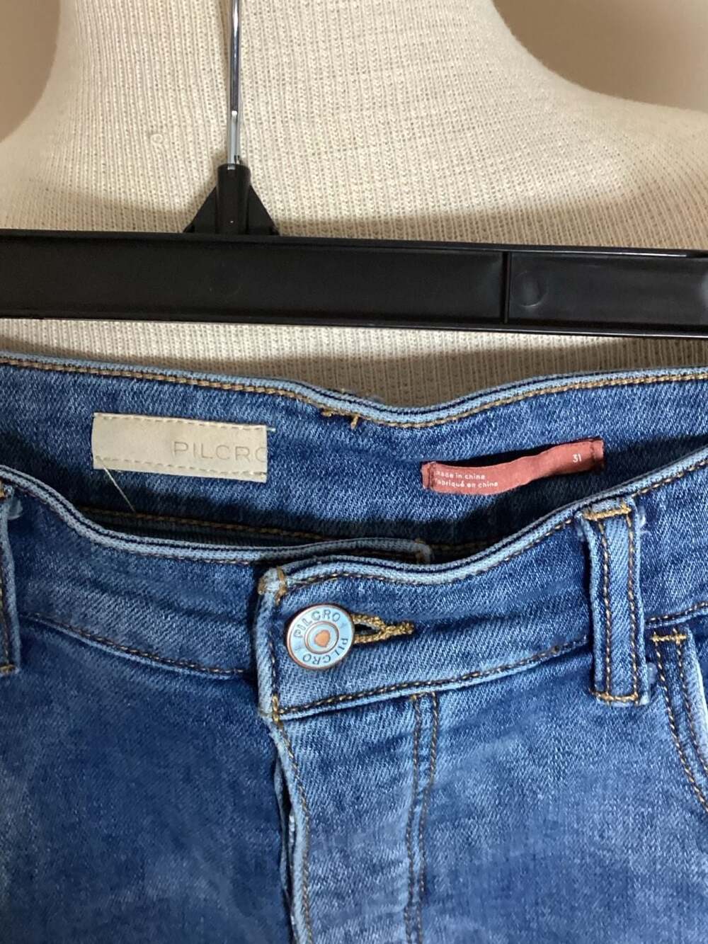 Pilcro by Anthropologie Cloud Wash Raw Hem Denim Shorts, Size 31 - Picture 2 of 3